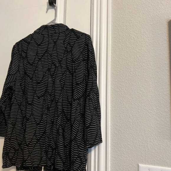 Weekends By Chicos Black and White Striped Zipper Jacket Womens Size Large - Picture 7 of 9